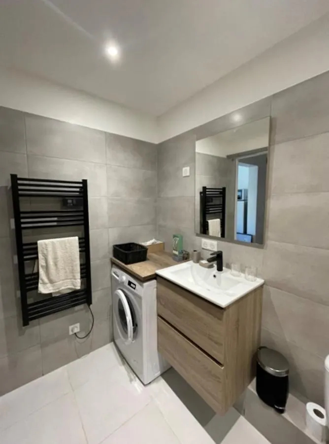 Bright 35 M For 2 With Balcony City Center Cagnes-sur-Mer 0*,